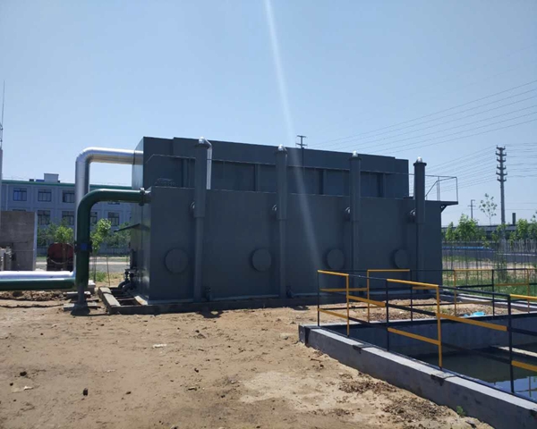 唐河工业污水所带来的的危害不容小觑，要及时处理