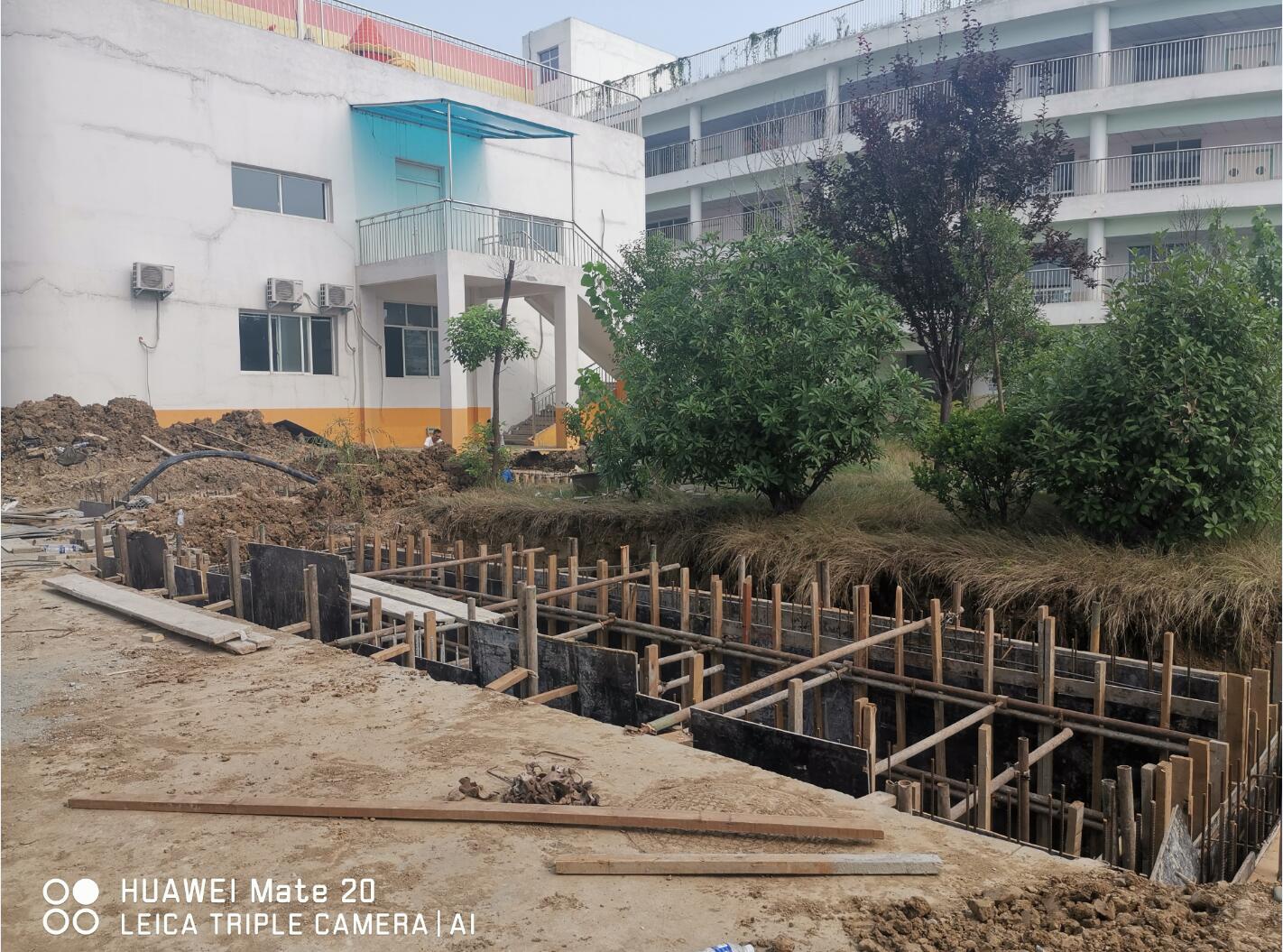 唐河西峡县县直幼儿园钢构施工进行中